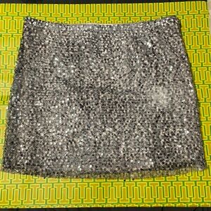 Guess sequin mini skirt size m  In great condition. No noticeable flaws.